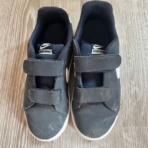 Nike Boys Court Royal shoes